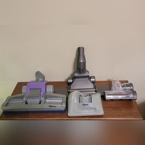 New, 4 Dyson DC 28 Assesories